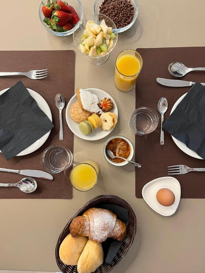 Tarsis Guest House Баунеї Екстер'єр фото