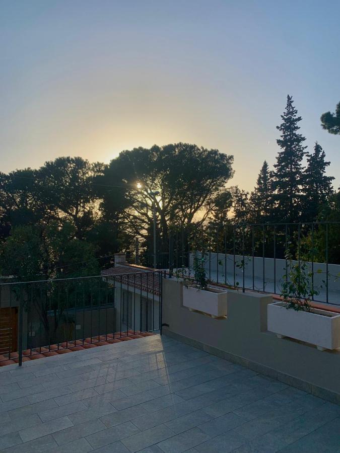 Tarsis Guest House Баунеї Екстер'єр фото